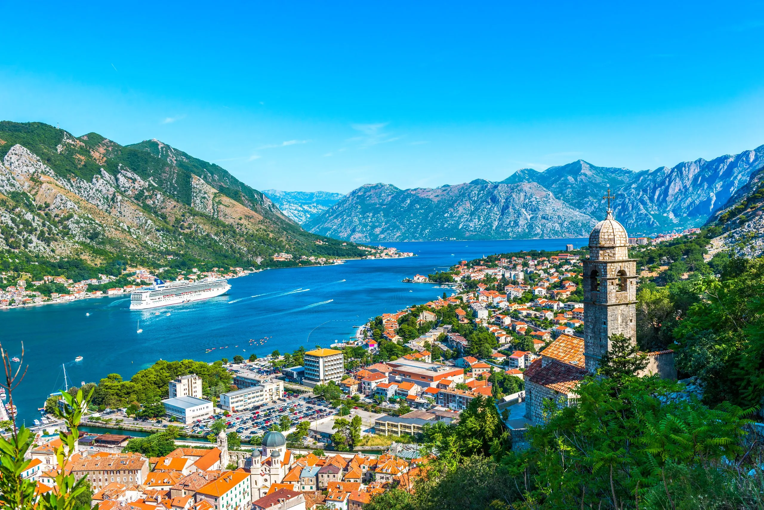 Kotor-bugten i Montenegro