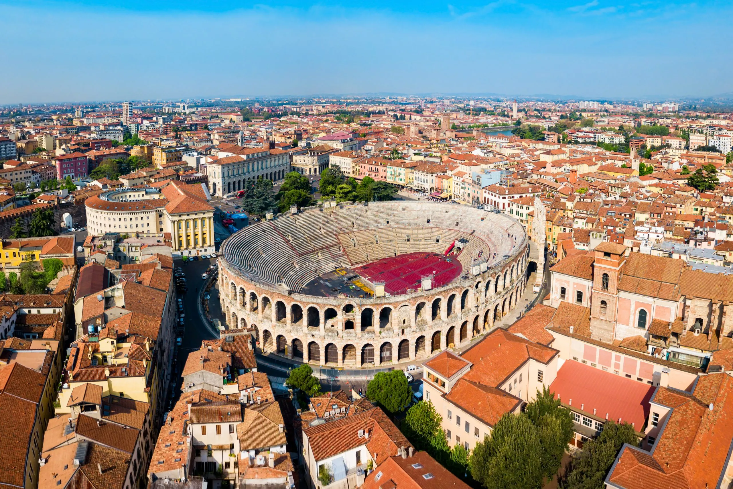 Panorama vanuit de lucht van de Arena van Verona